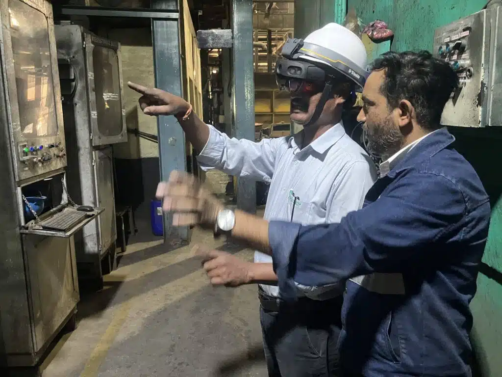 Augmented reality for machine inspection