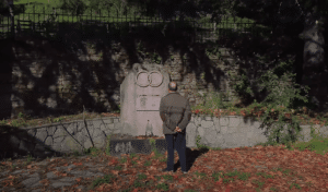 Monument displaying the former logo of Talleres Fabio Murga, symbolizing the historical roots of Winoa Iberica.